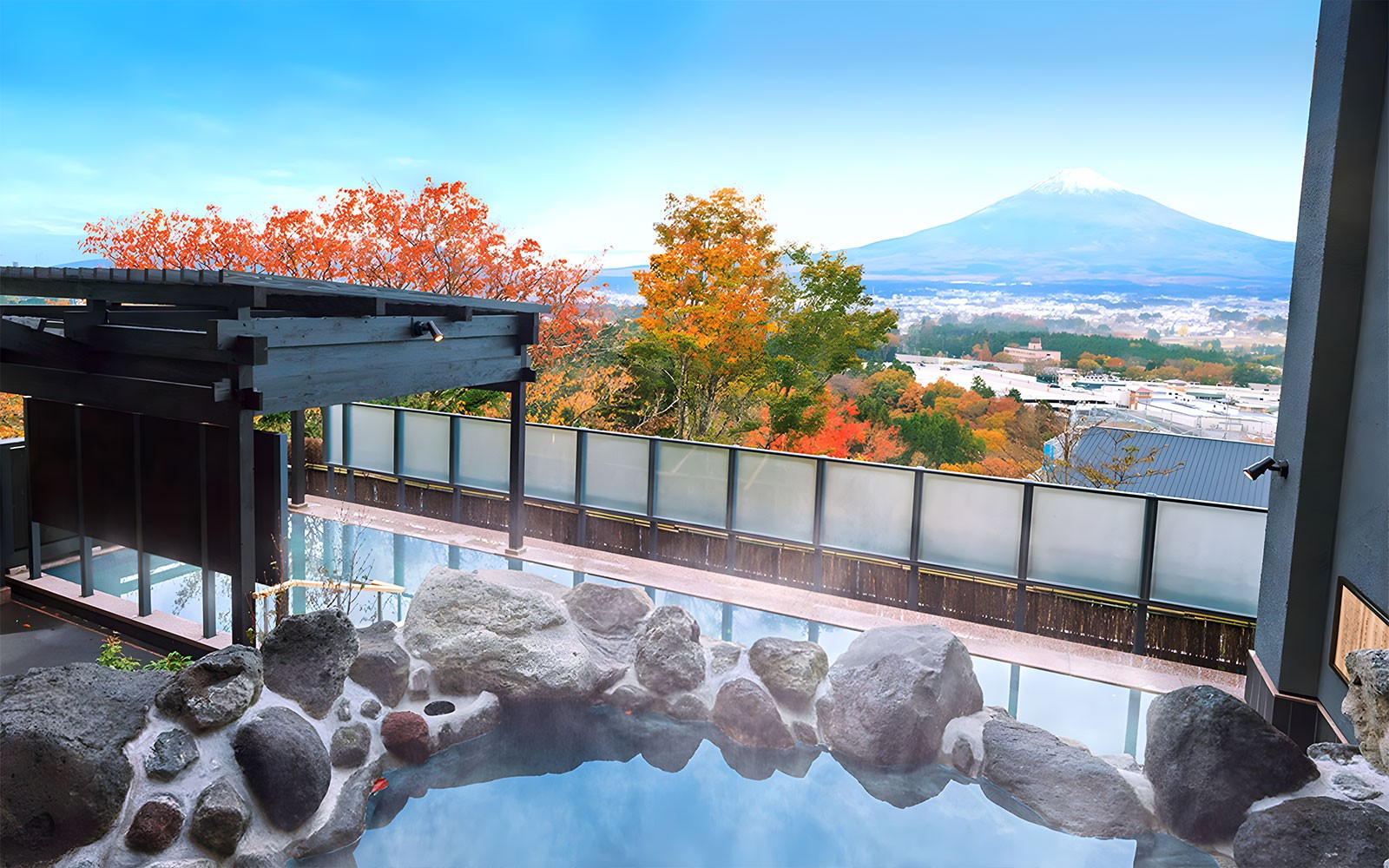 Mount Fuji Tour with Hakone Ropeway, Lake Ashi, Hakone Shrine, & More