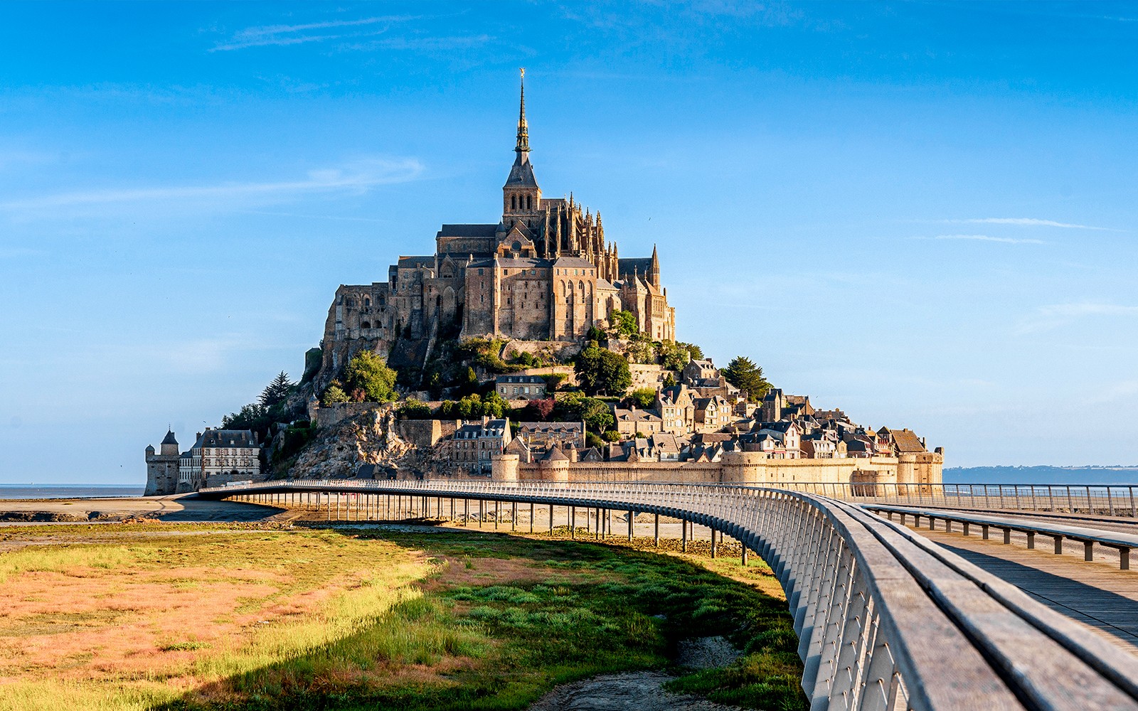 From Paris: Mont-Saint-Michel Tickets with Round-Trip Transfers
