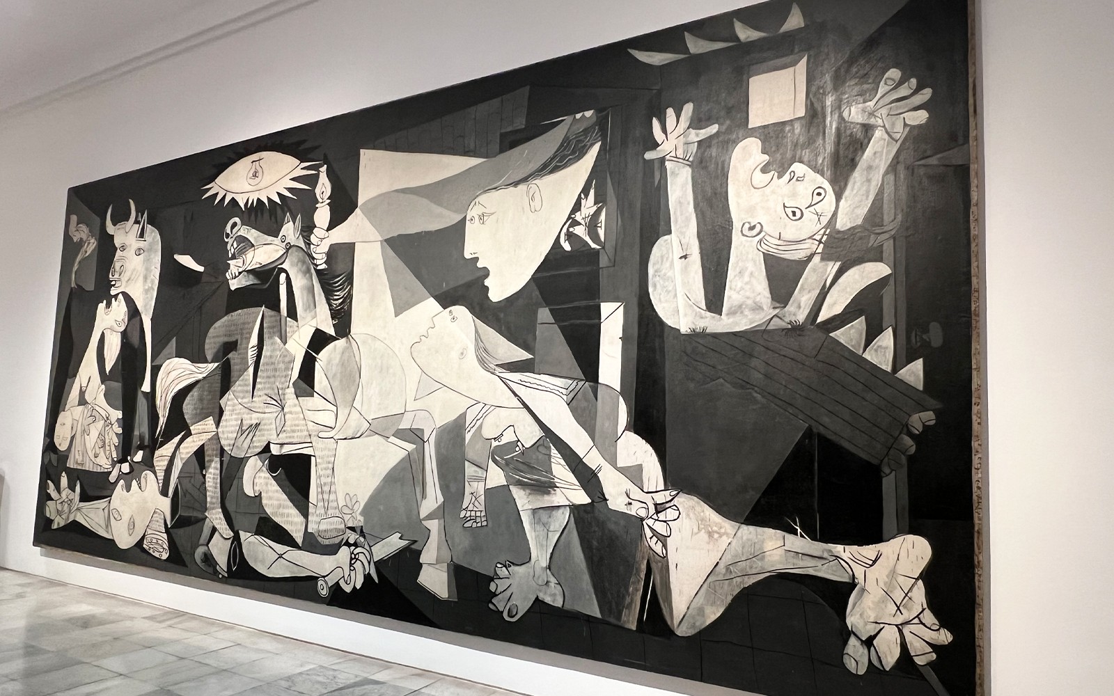 Reina Sofia Museum Guided Tour — gallery 3
