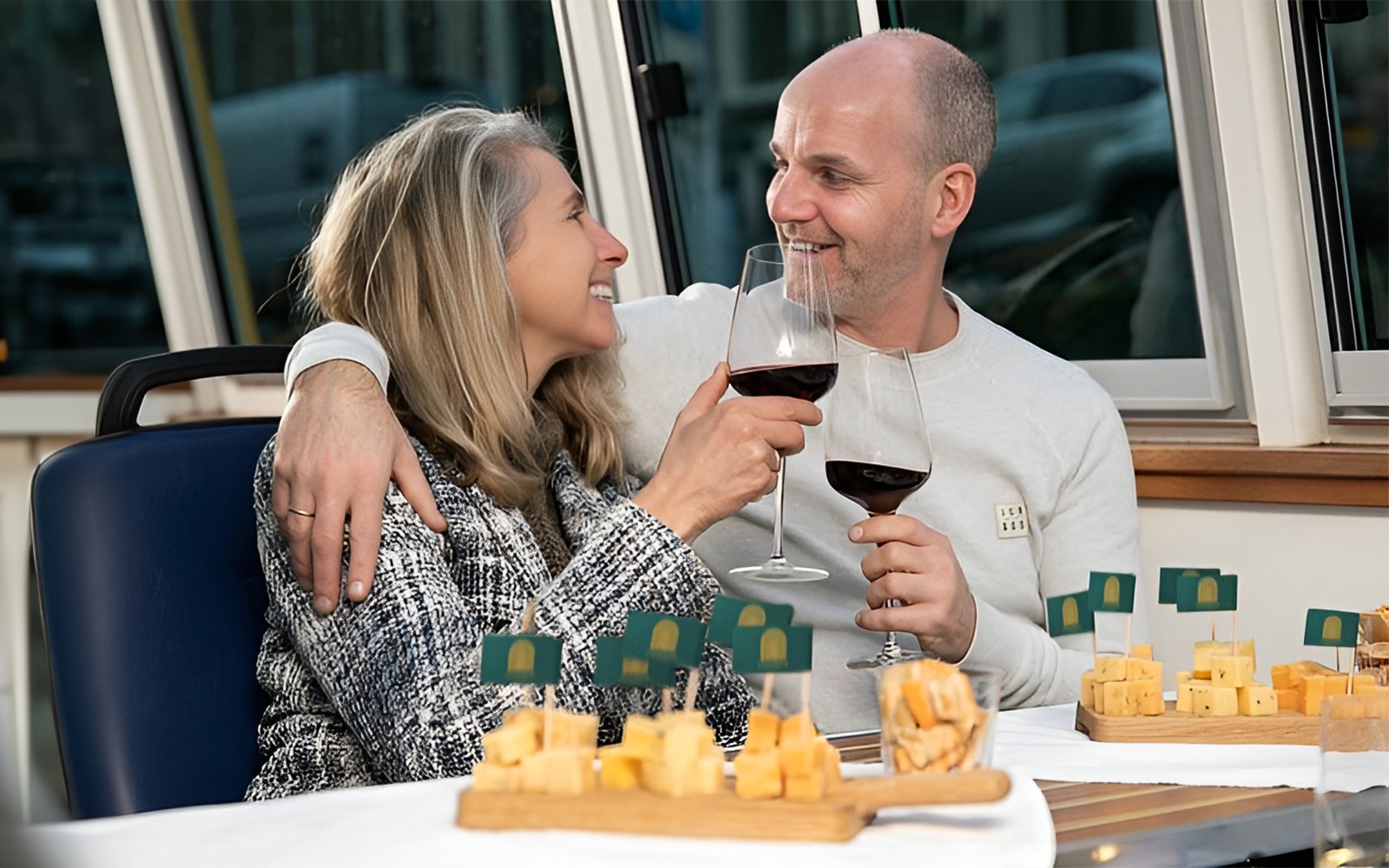 Amsterdam: Canal Cruise with Wine and Cheese — gallery 3