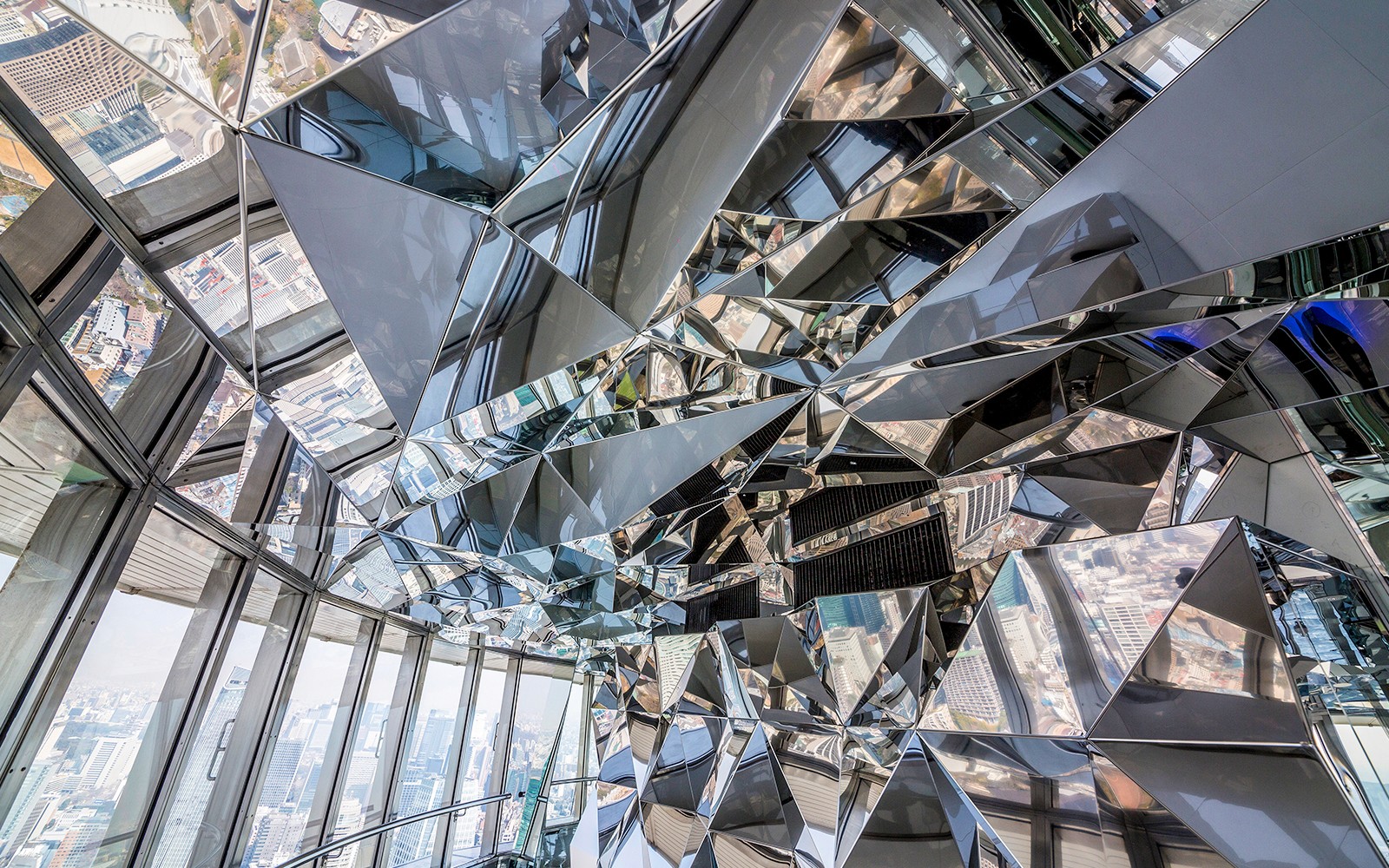 Tokyo Tower Diamond Tour — gallery 1
