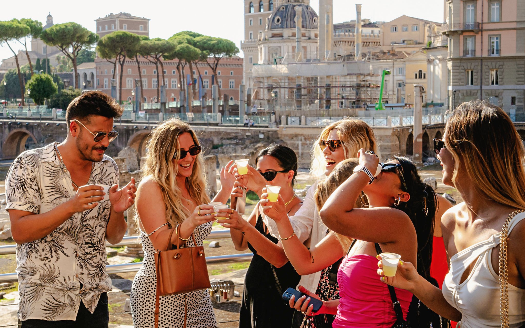 Rome Pub Crawl: Interactive Night Tour with Games & Karaoke — gallery 3