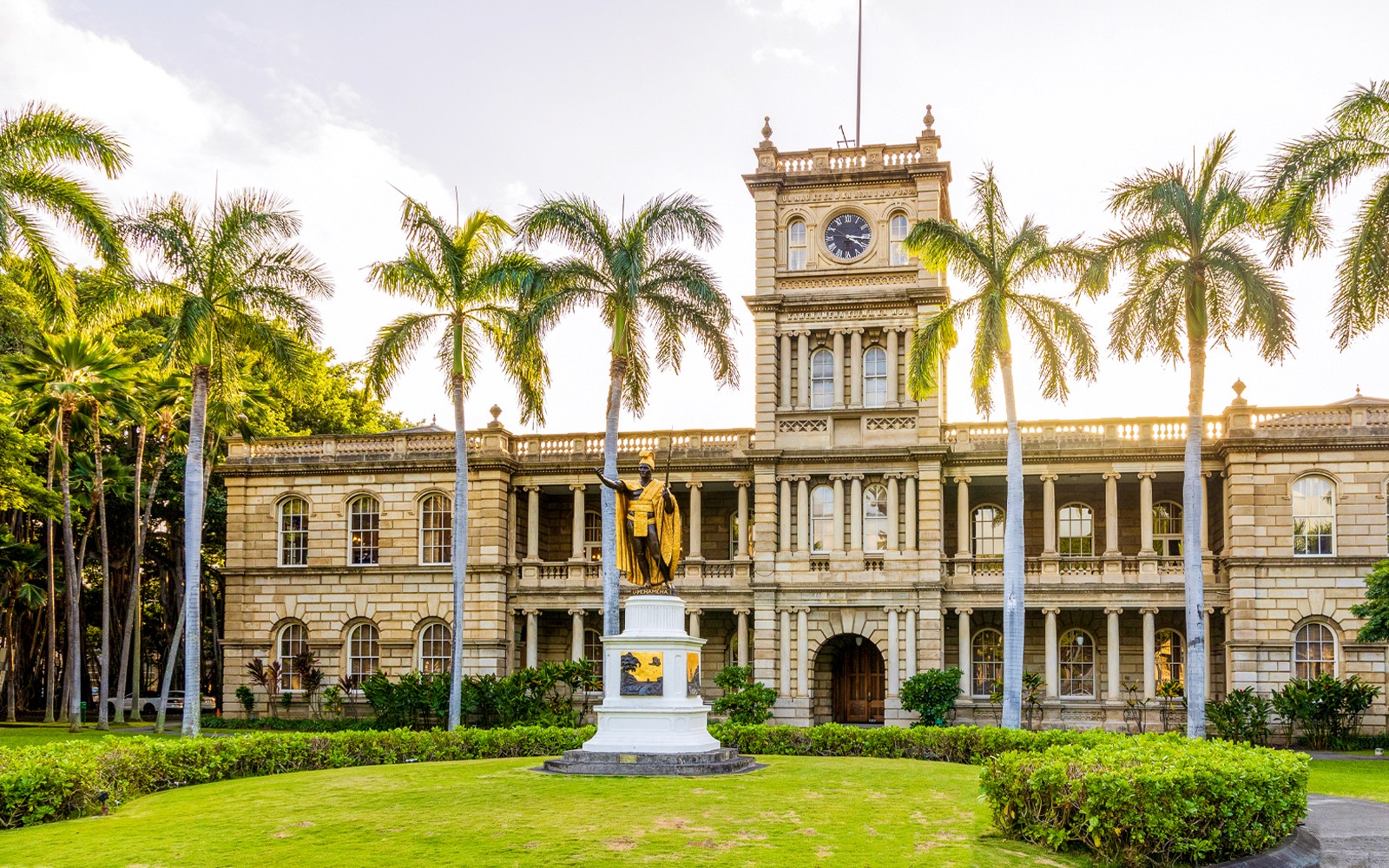 Pearl Harbor, Arizona Memorial, and Honolulu City Half-Day Tour