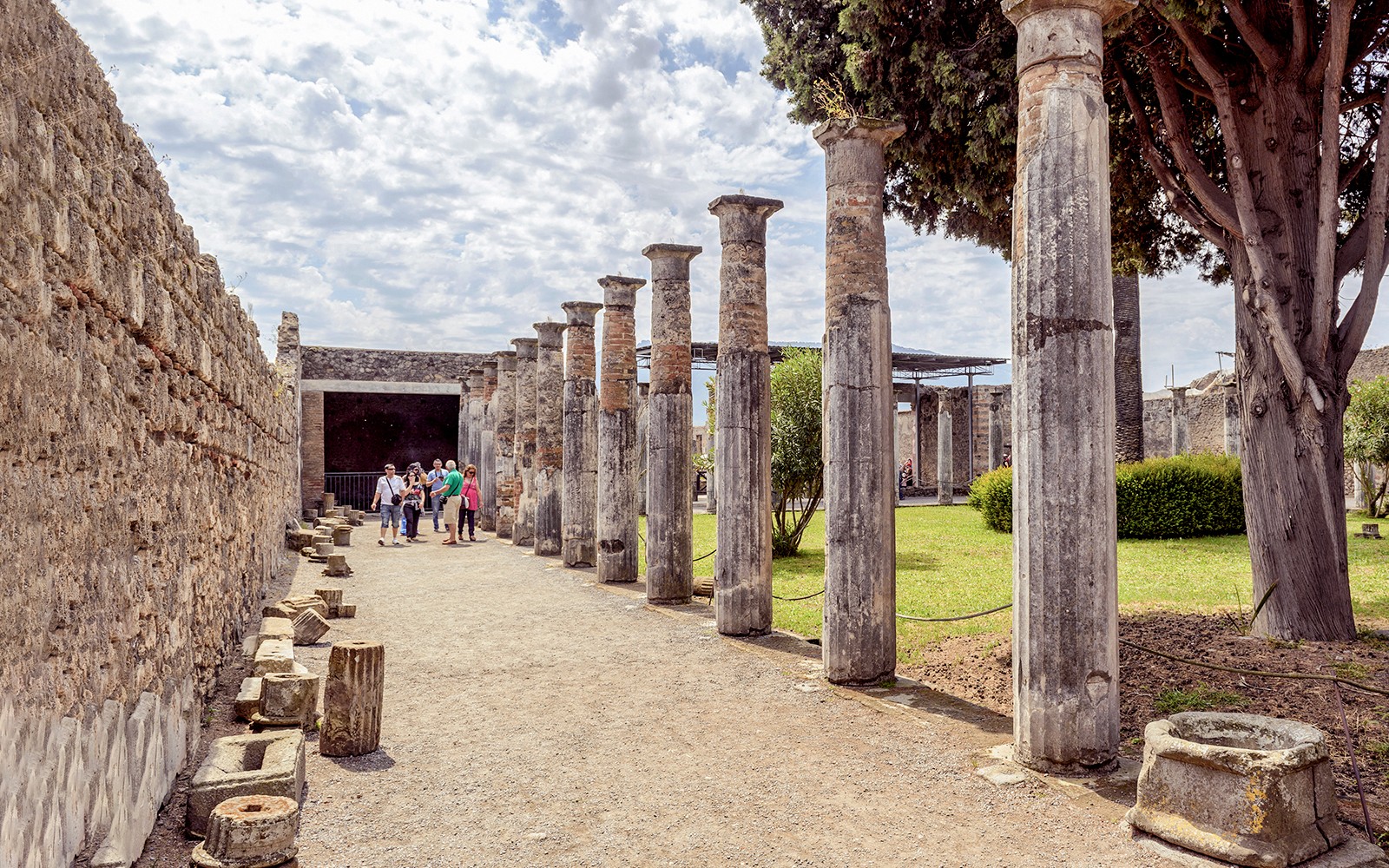 Pompeii Private Guided Tour with Archaeologist