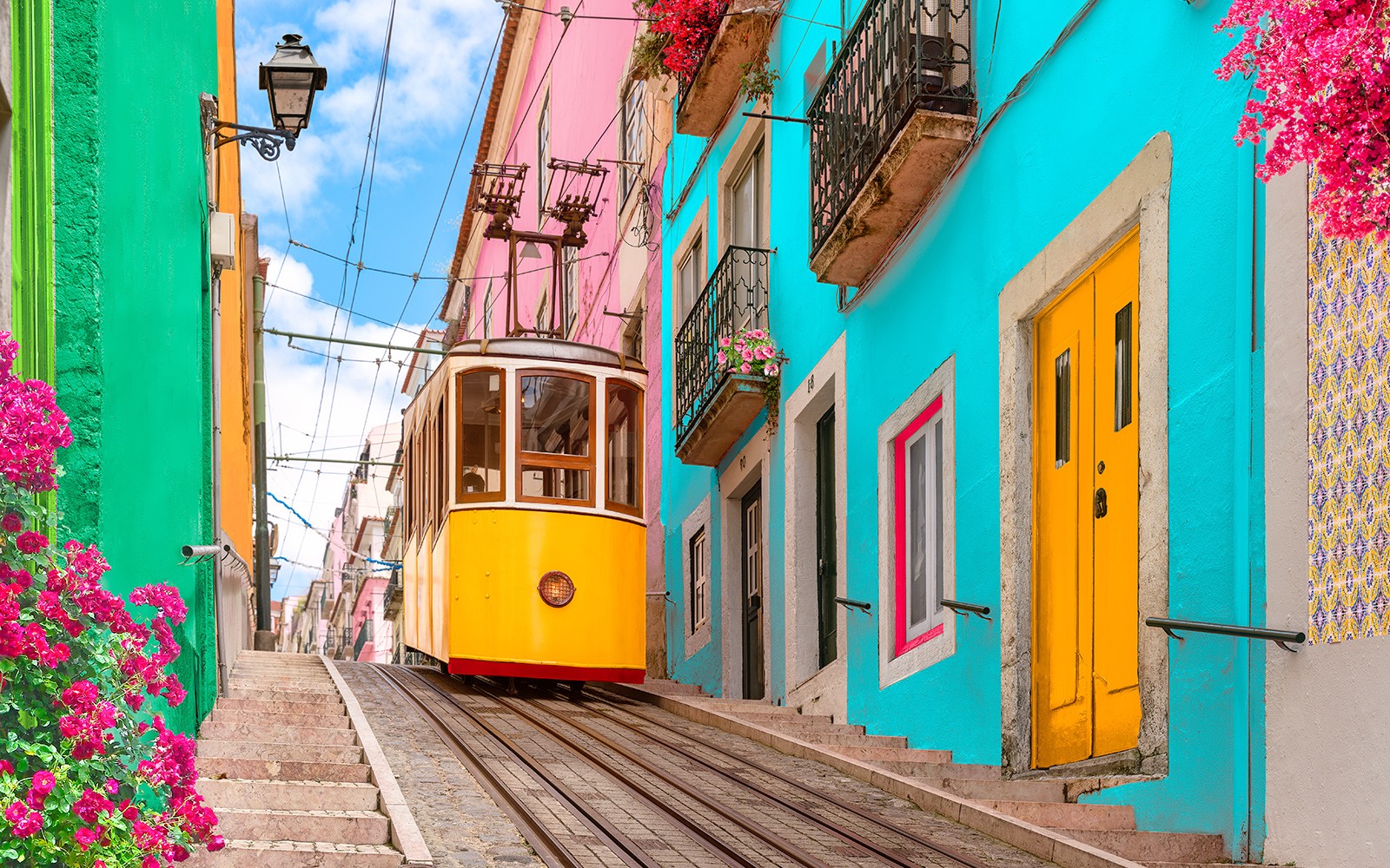 Lisboa Card: Access to 50+ Attractions & Unlimited Public Transportation — gallery 3