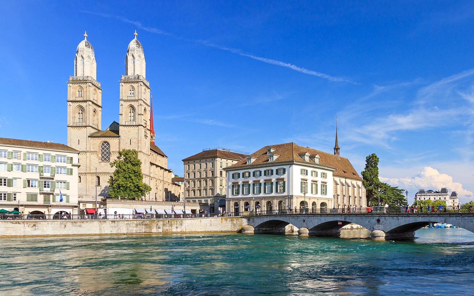 2-Hour Zürich Sightseeing Bus Tour