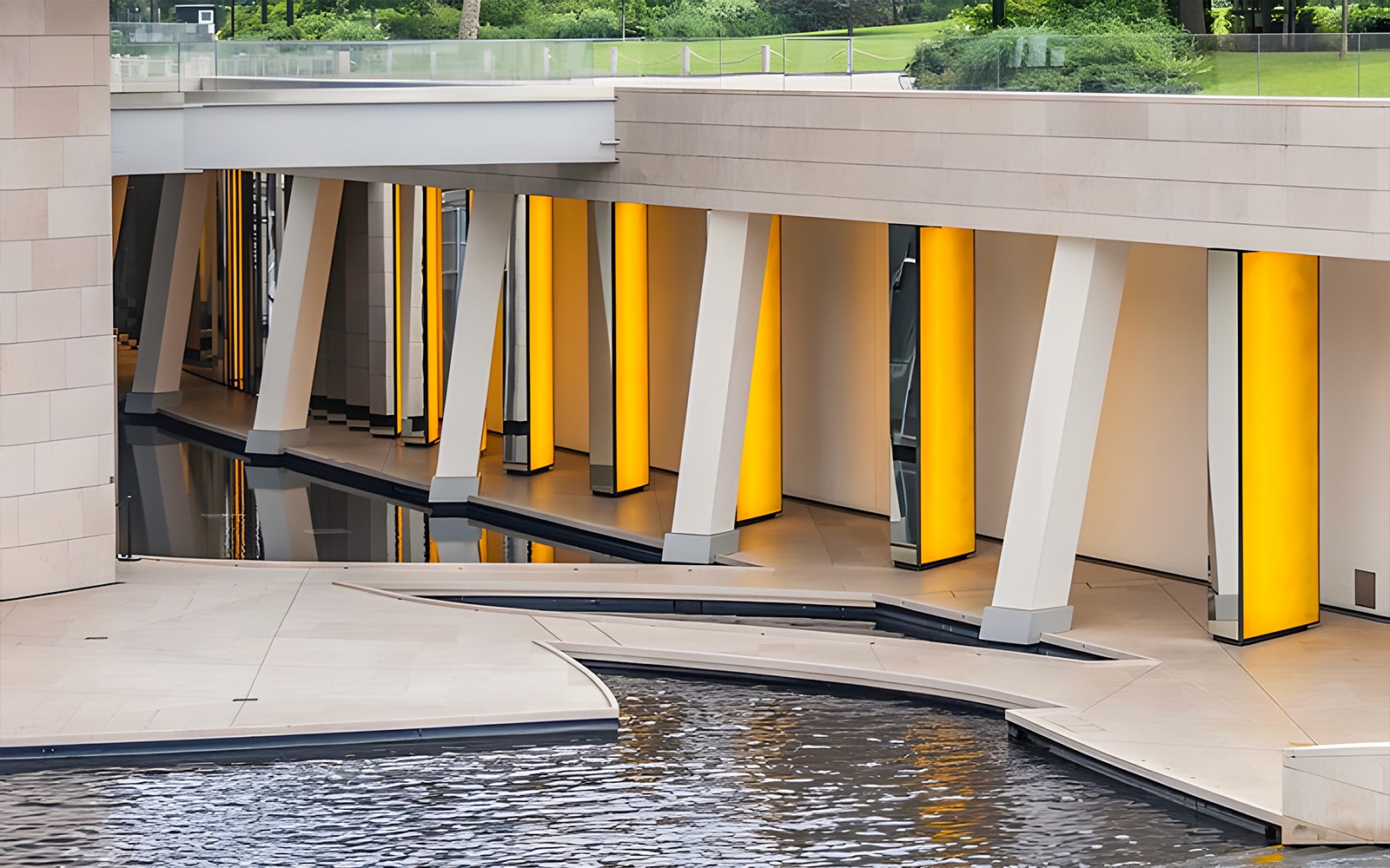 Foundation Louis Vuitton VIP Entry and History Tour — gallery 1
