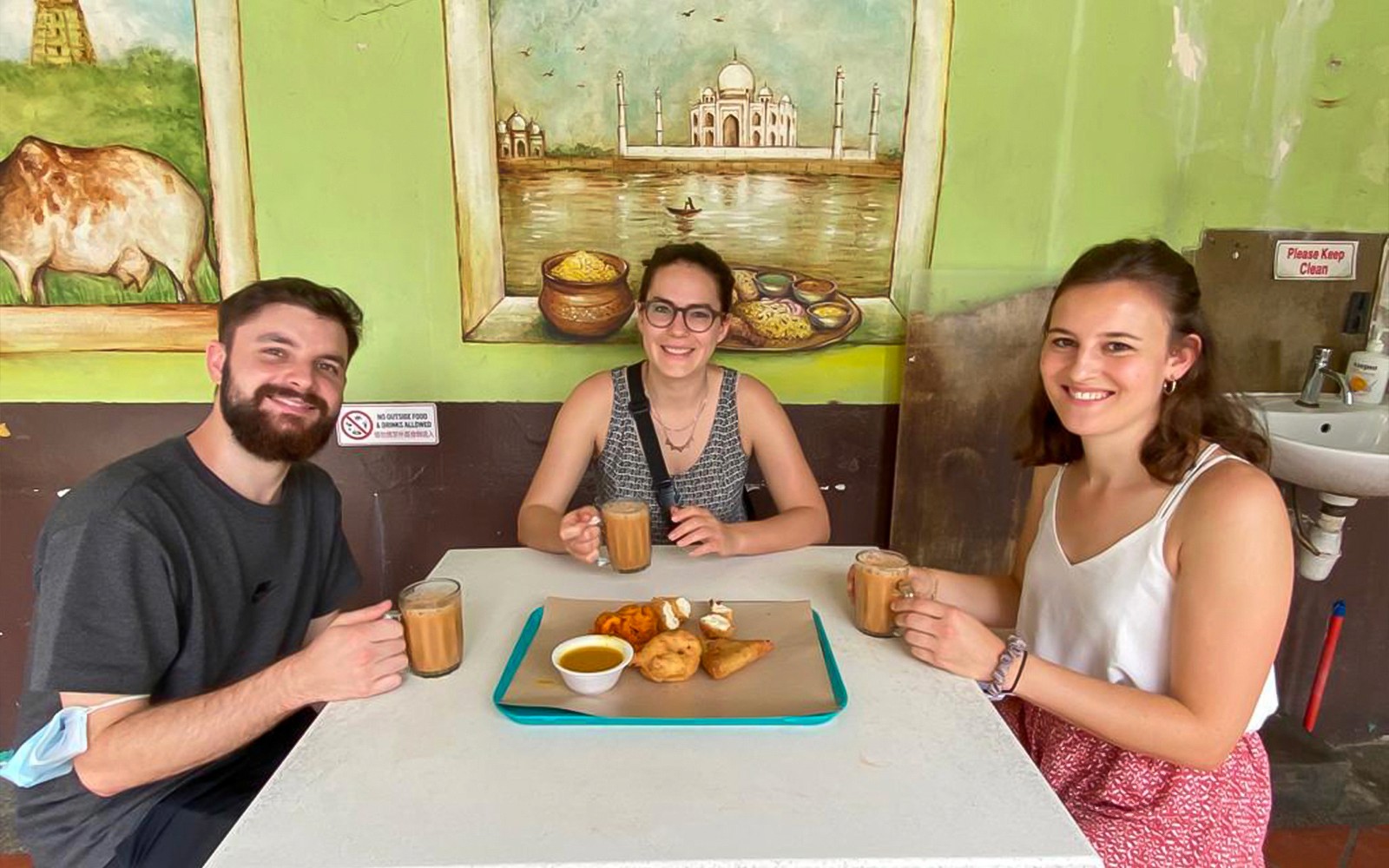 Guided Food Tasting Tour of Little India Hawker Street Singapore