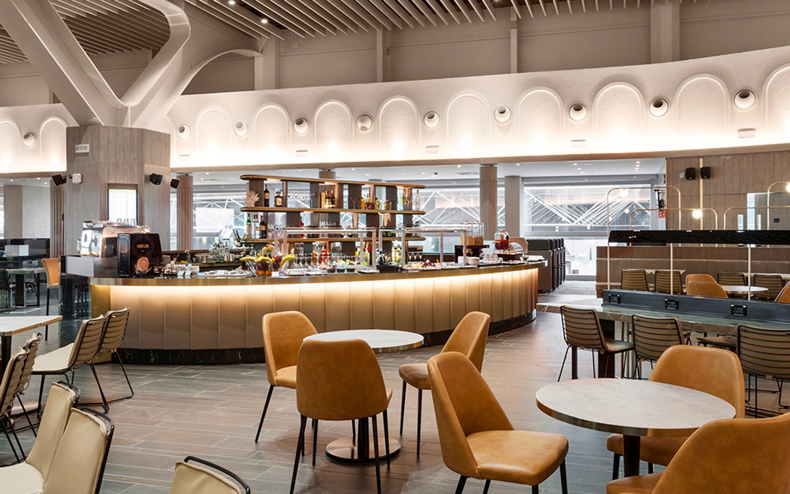Rome Leonardo da Vinci-Fiumicino Airport: Plaza Premium Lounge at Terminal 3 — gallery 2