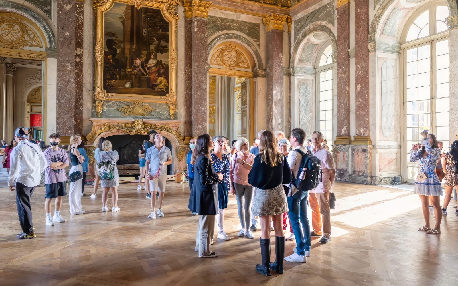 From Paris: Palace of Versailles Full day Guided Tour with Access to King's and Queen's Apartments