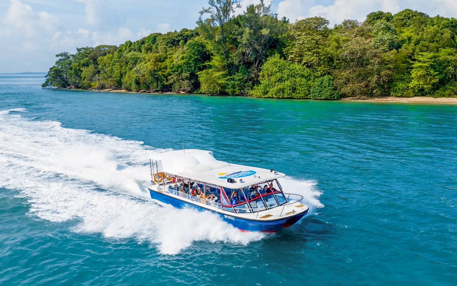Albatross Hop-On Hop-Off Speedboat Pass — gallery 4