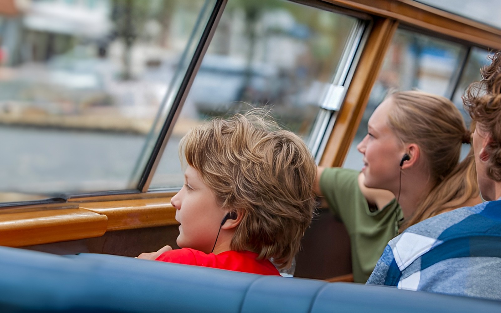 Amsterdam: 1-Hour Sightseeing Canal Cruise — gallery 4