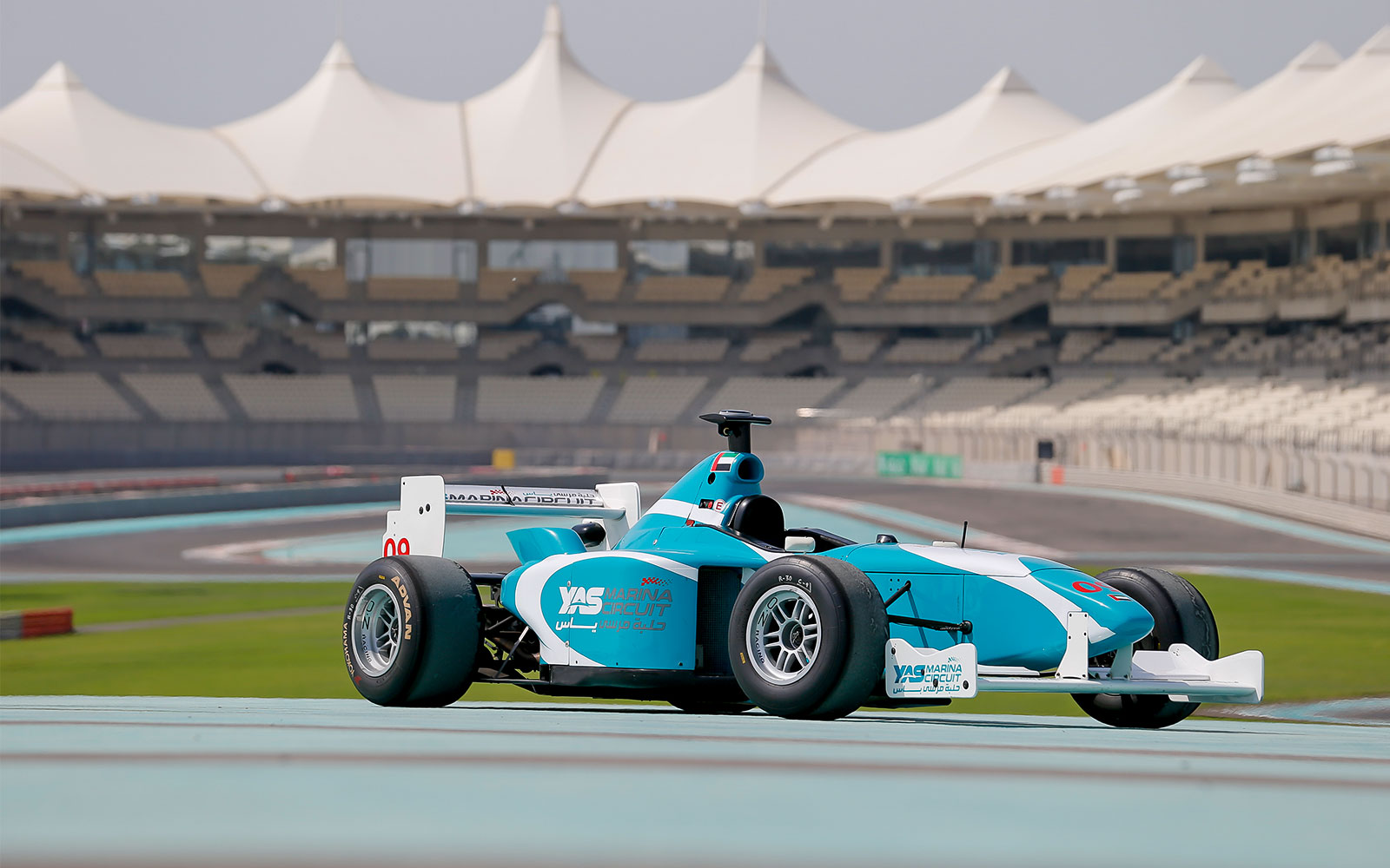 Formula Yas 3000: Drive at Yas Marina Circuit