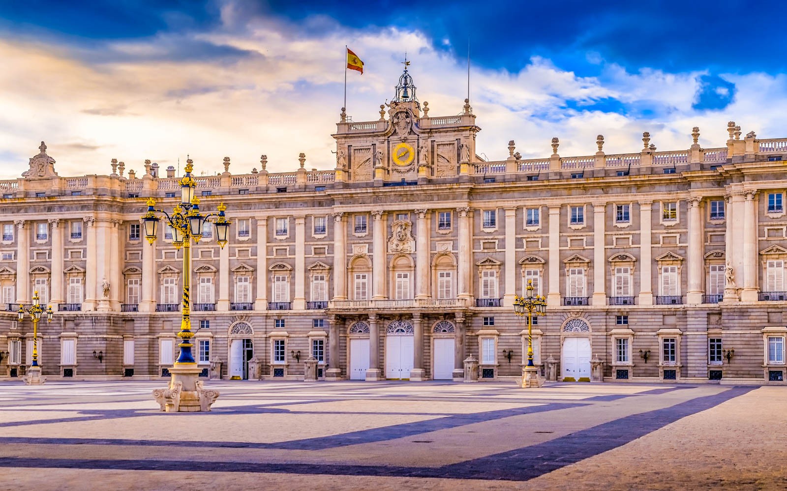 Skip-the-Line Tickets to the Royal Palace of Madrid and the Royal Kitchen