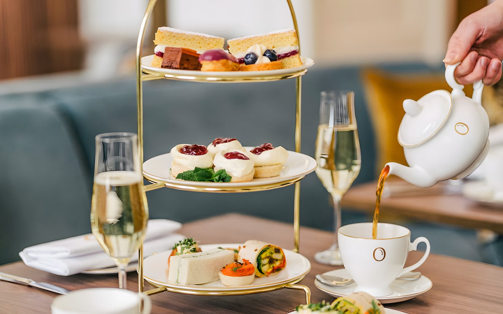 Royal Afternoon Tea at Kensington Palace with Walking Tour of the Gardens — mobile