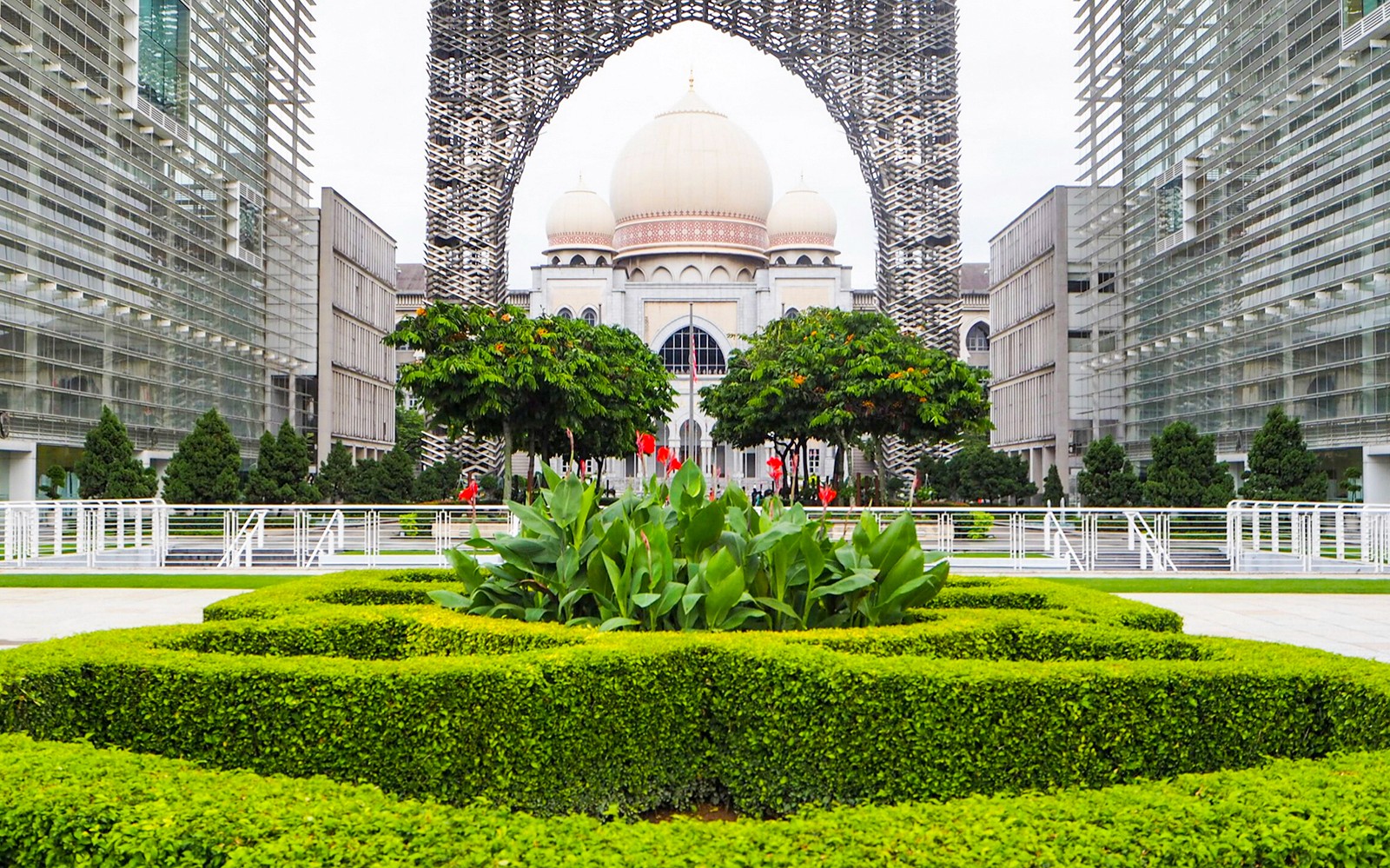 From Kuala Lumpur: Day Tour of Batu Caves & Kuala Lumpur City with Transfers — gallery 2