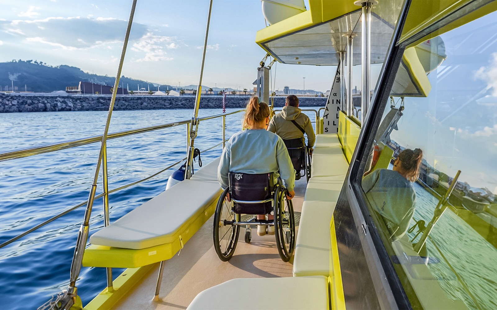 Barcelona Sightseeing Cruise on an Eco-Catamaran