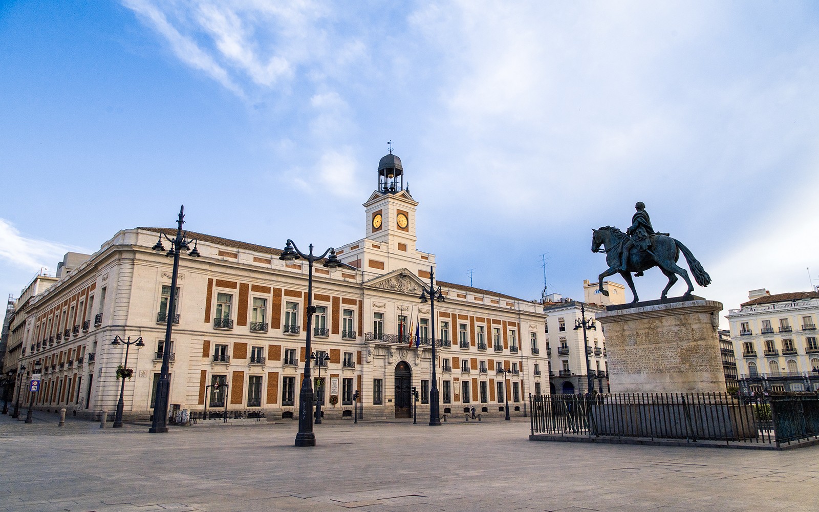 Madrid City Tour: Hop-on Hop-Off Bus Tour
