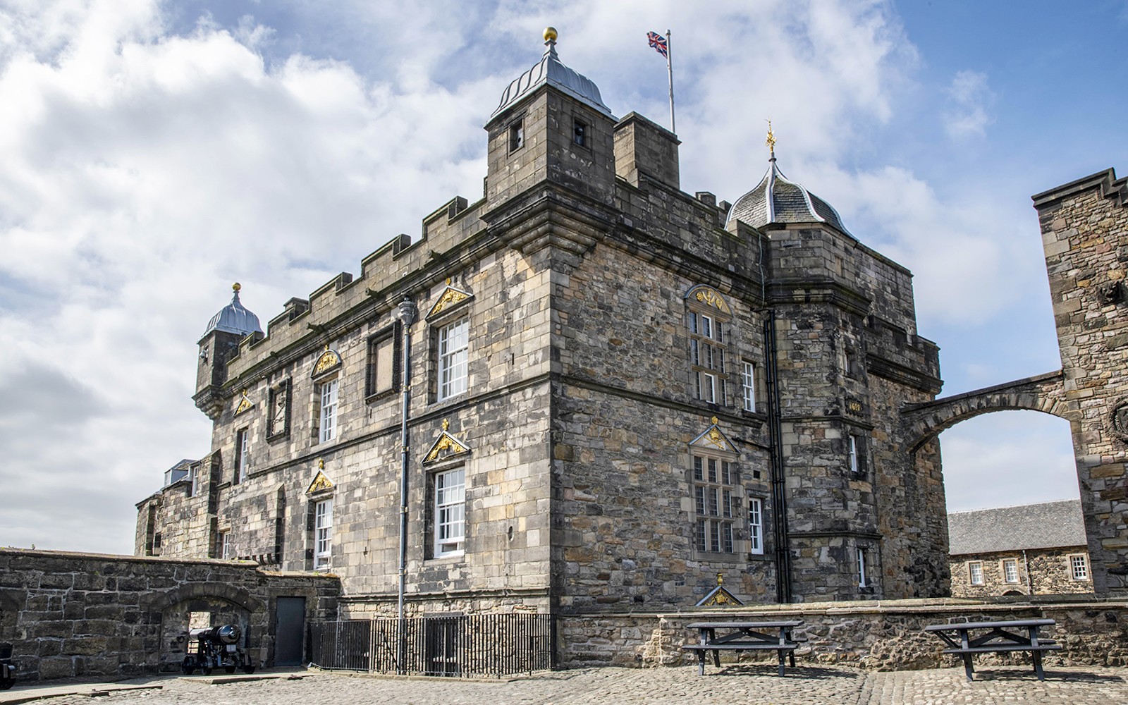 Edinburgh Castle Guided Tour — portrait