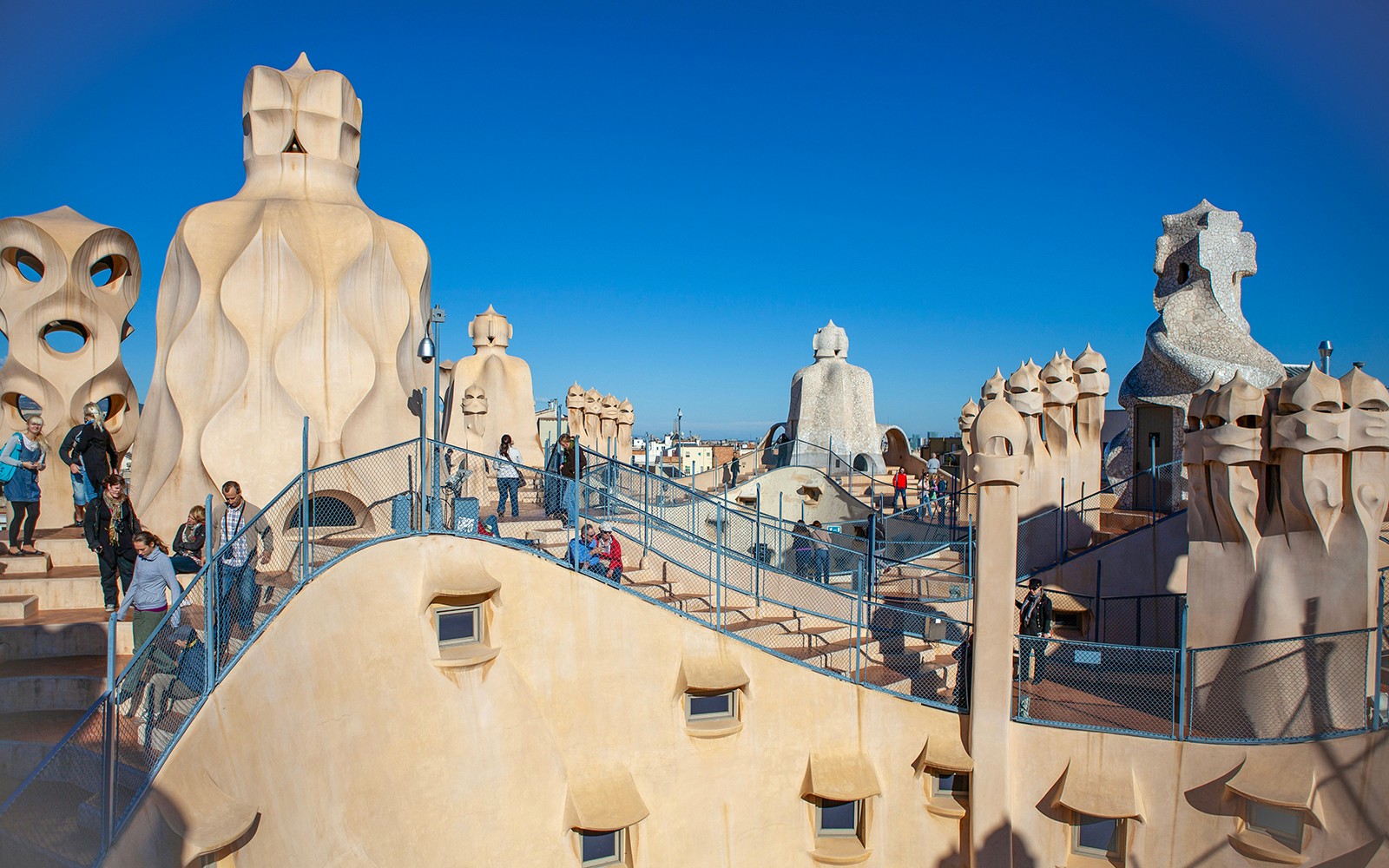 Turbopass Barcelona City Card: 25+ Attractions