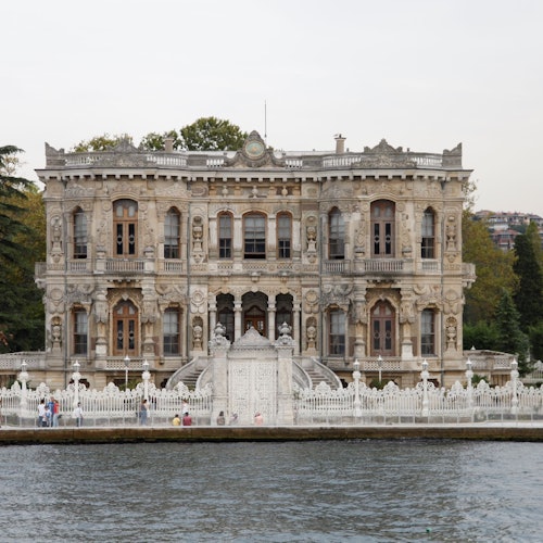 Istanbul: Tour with Bosphorus & Golden Horn Cruise, Eyup Mosque and Food Tasting — gallery 2