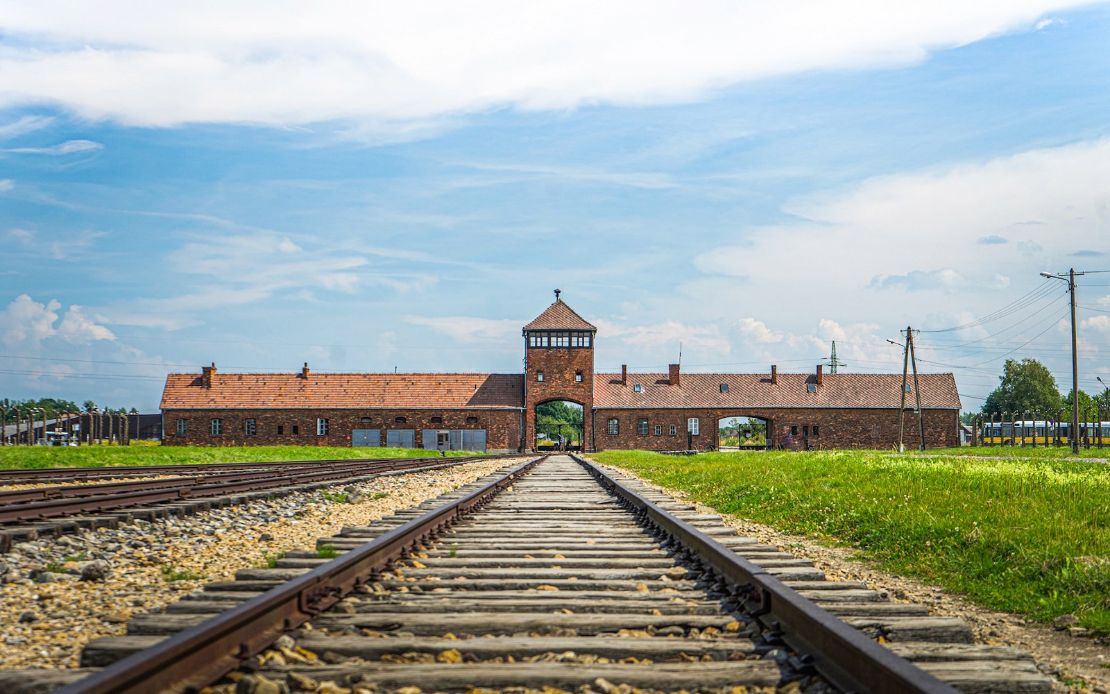 Auschwitz & Birkenau Guided Tour with Transfers & Optional Private Tour — gallery 4