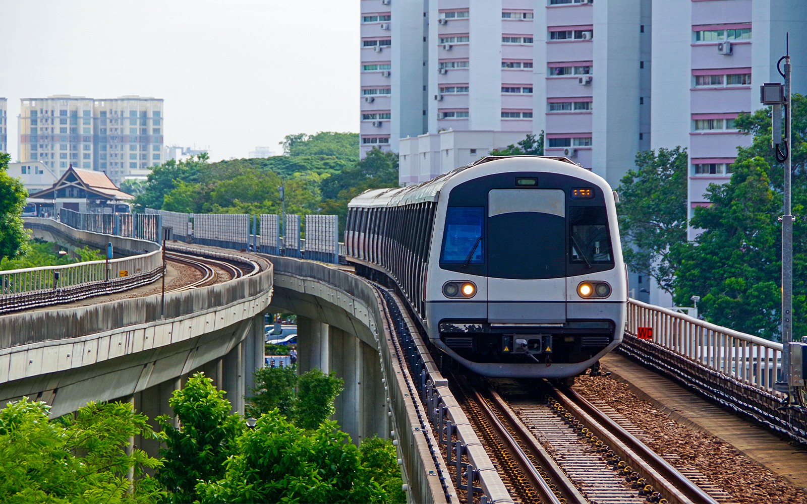 EZ-Link Card Singapore: Pay-As-You-Go for Public Transport