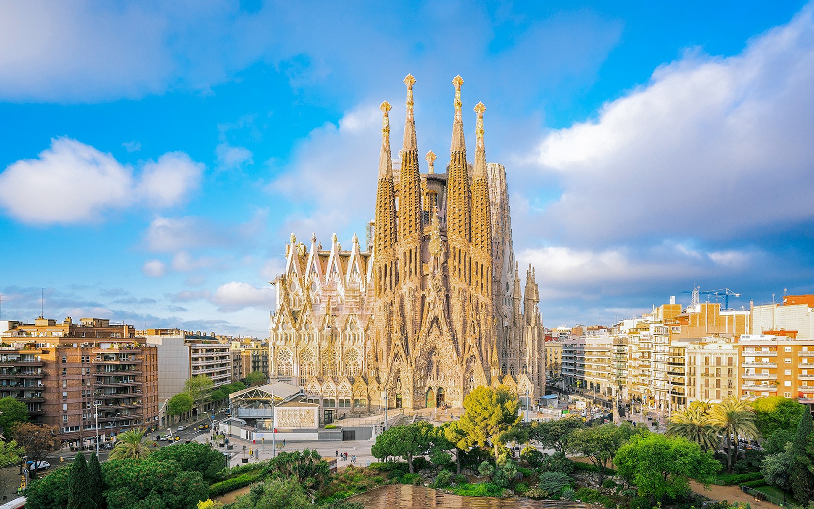 Sagrada Familia Semi-Private Guided Tour — gallery 1