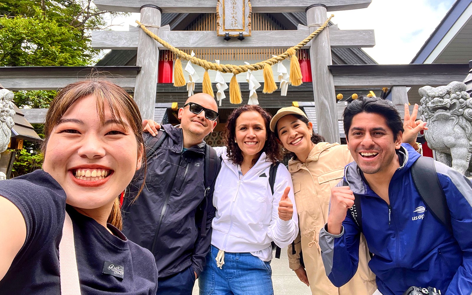 Mount Fuji & Hakone Premium Tour by Bullet Train