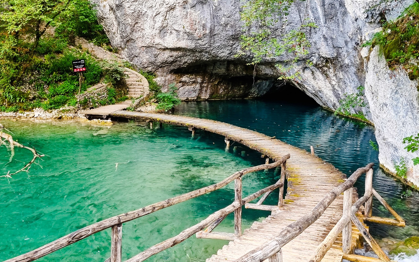 From Trogir: Full-Day Guided Tour of Plitvice Lakes National Park