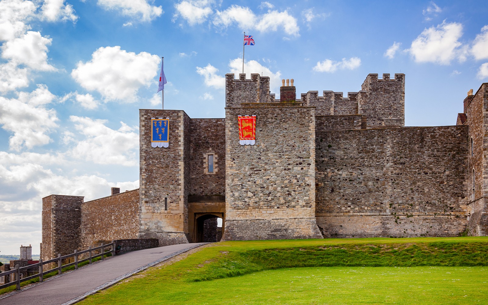 From London: Canterbury Cathedral, Dover Castle, and White Cliffs Full-Day Tour — gallery 4