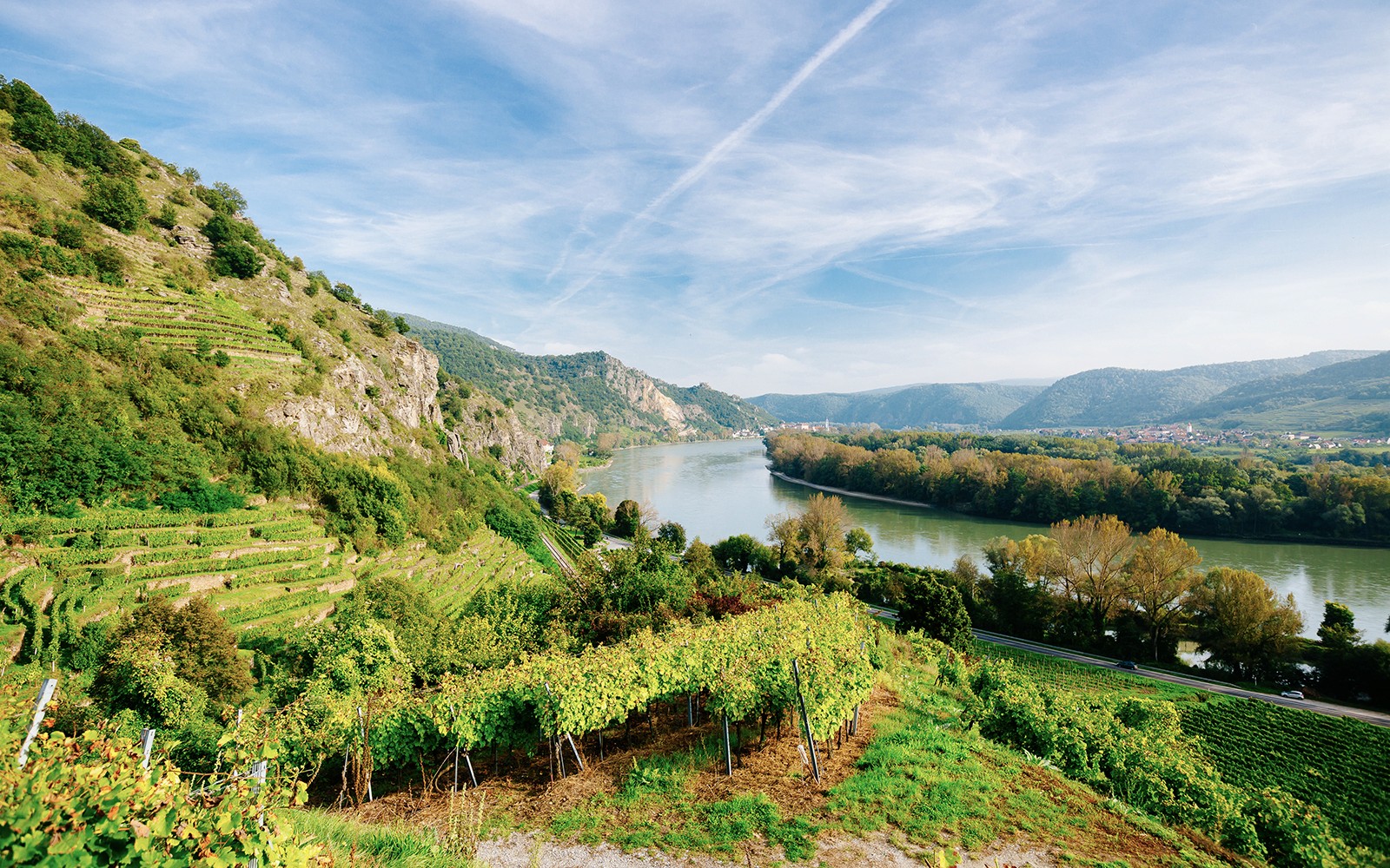 Wachau Day Trip With Free Time in Melk