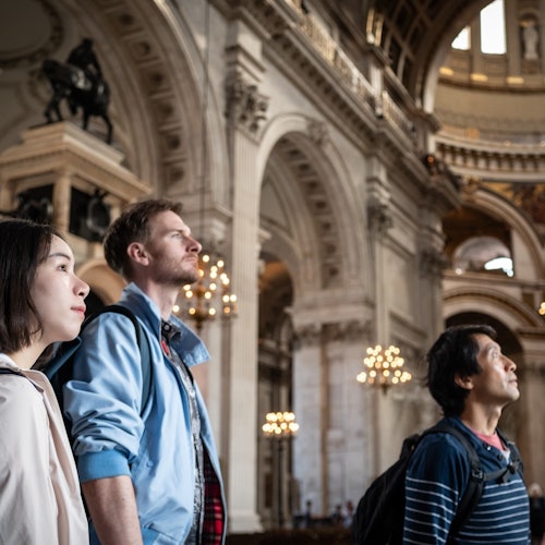 London: 30+ Top Sights Guided Walking Tour + St. Paul's Cathedral Entry