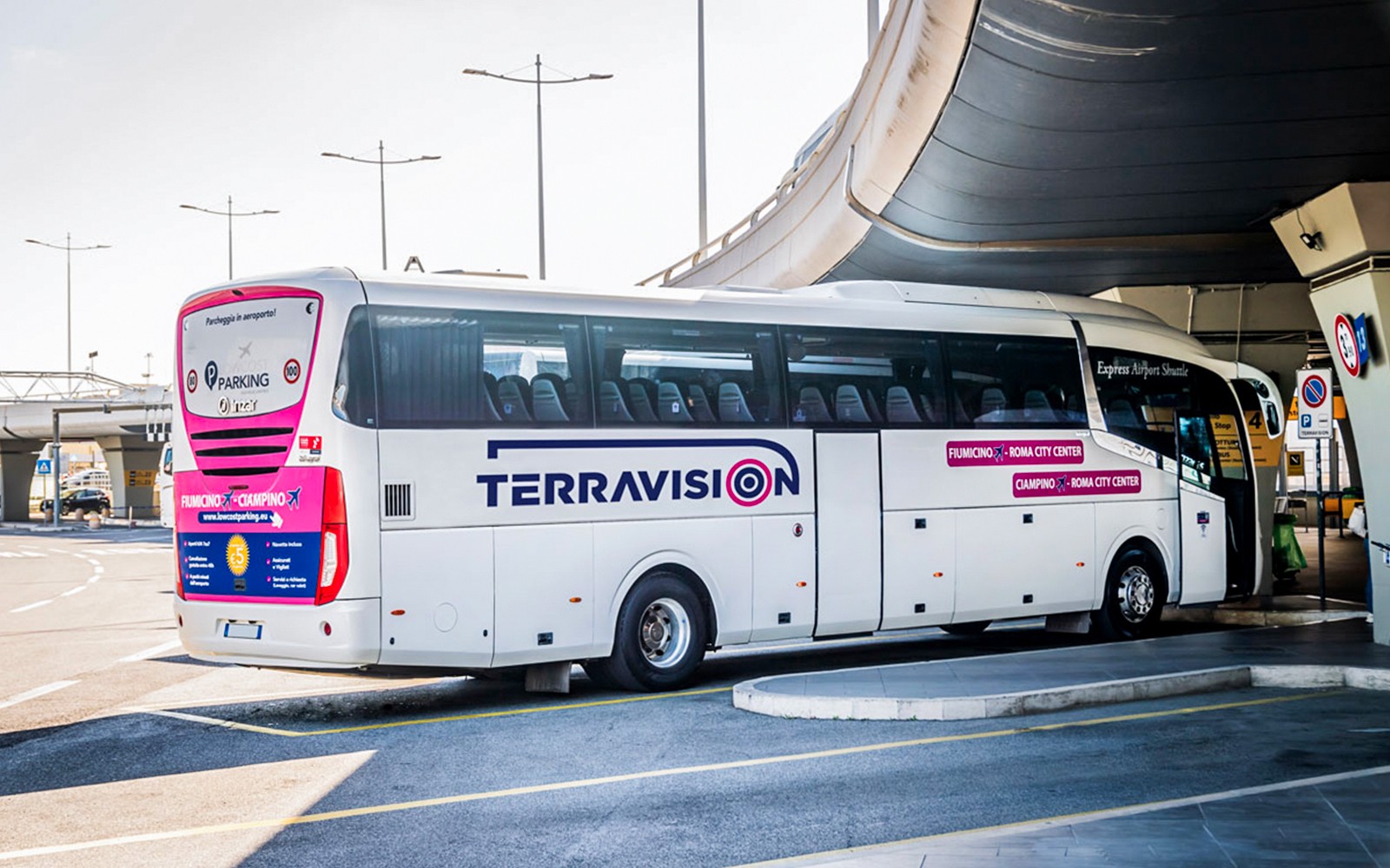Bus Transfers: Fiumicino Airport to/from Rome Termini Station by Terravision