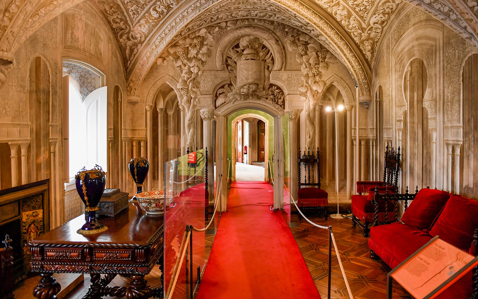 From Lisbon: Sintra, Pena Palace & Quinta da Regaleira Full-Day Trip