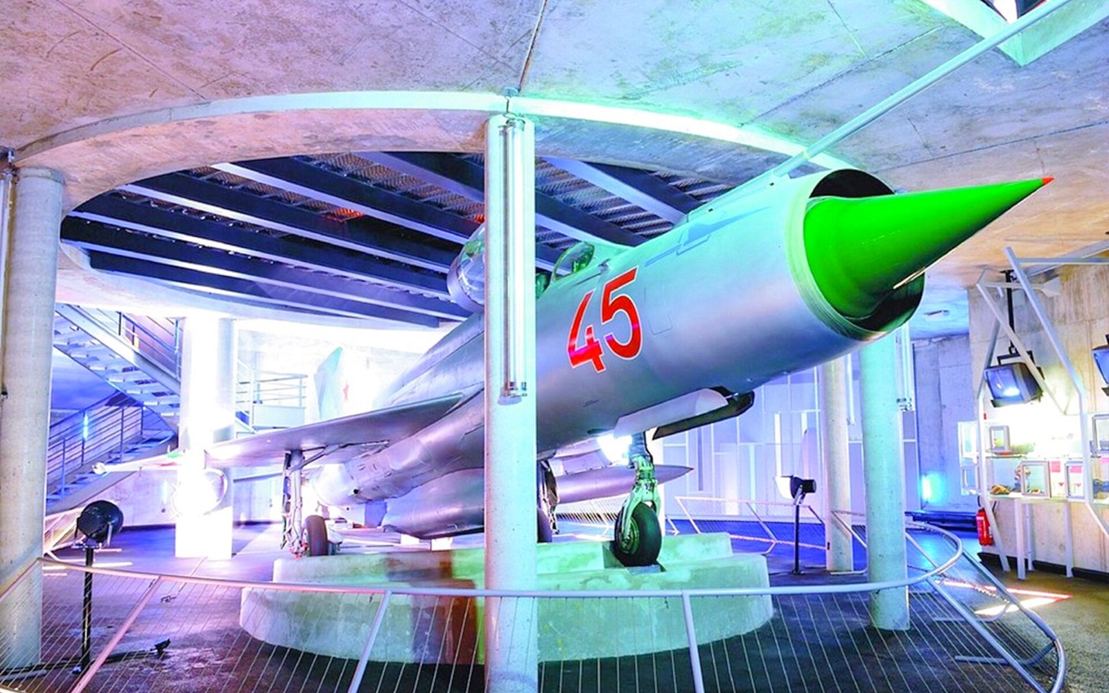 Caen: Memorial Museum Ticket & D-Day Landings Audio Guide