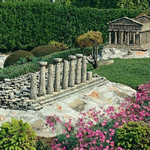 Italia in Miniatura: Entry Ticket + Lunch