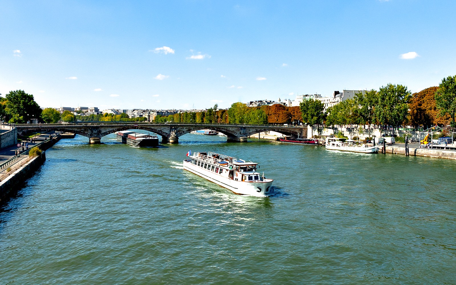 Paris: Quai Branly Museum & Seine River Cruise Tickets — gallery 5