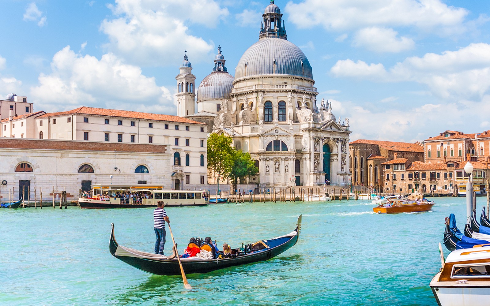 St. Mark's Basilica Guided Tour With Gondola Ride — gallery 1