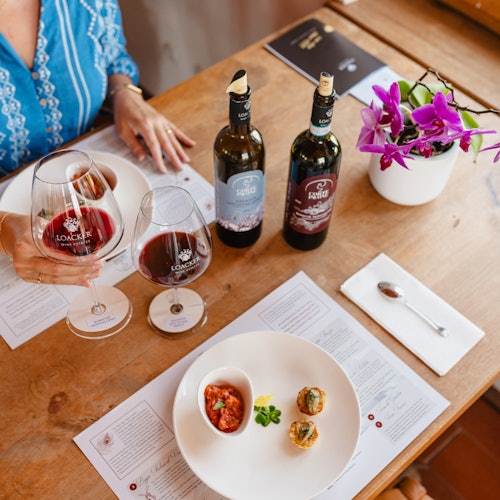 Corte Pavone Winery: Local Wine Tasting With Gourmet Appetizers