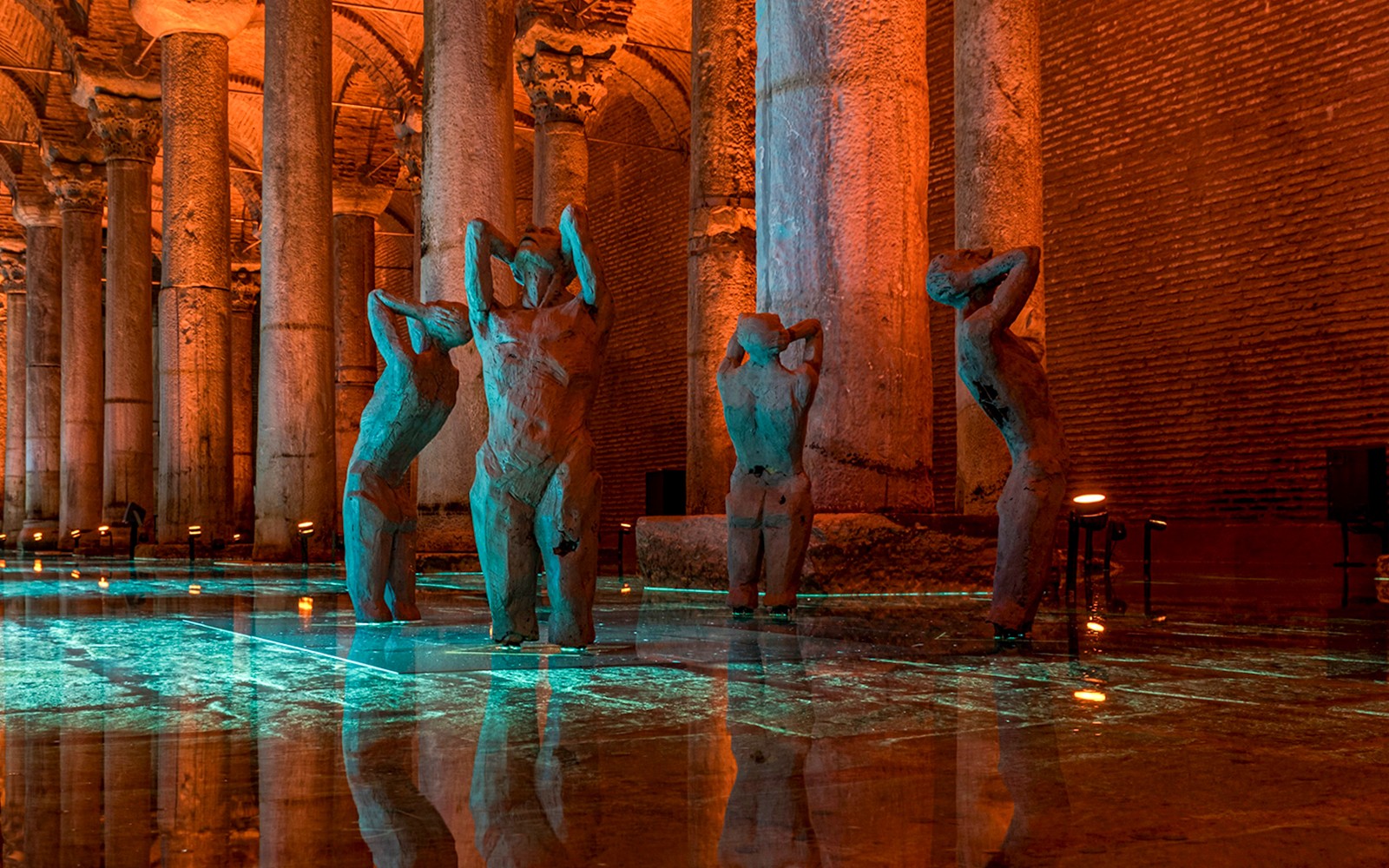 Combo Guided Tours with Entry Tickets: Hagia Sophia + Topkapi Palace or Basilica Cistern — gallery 2