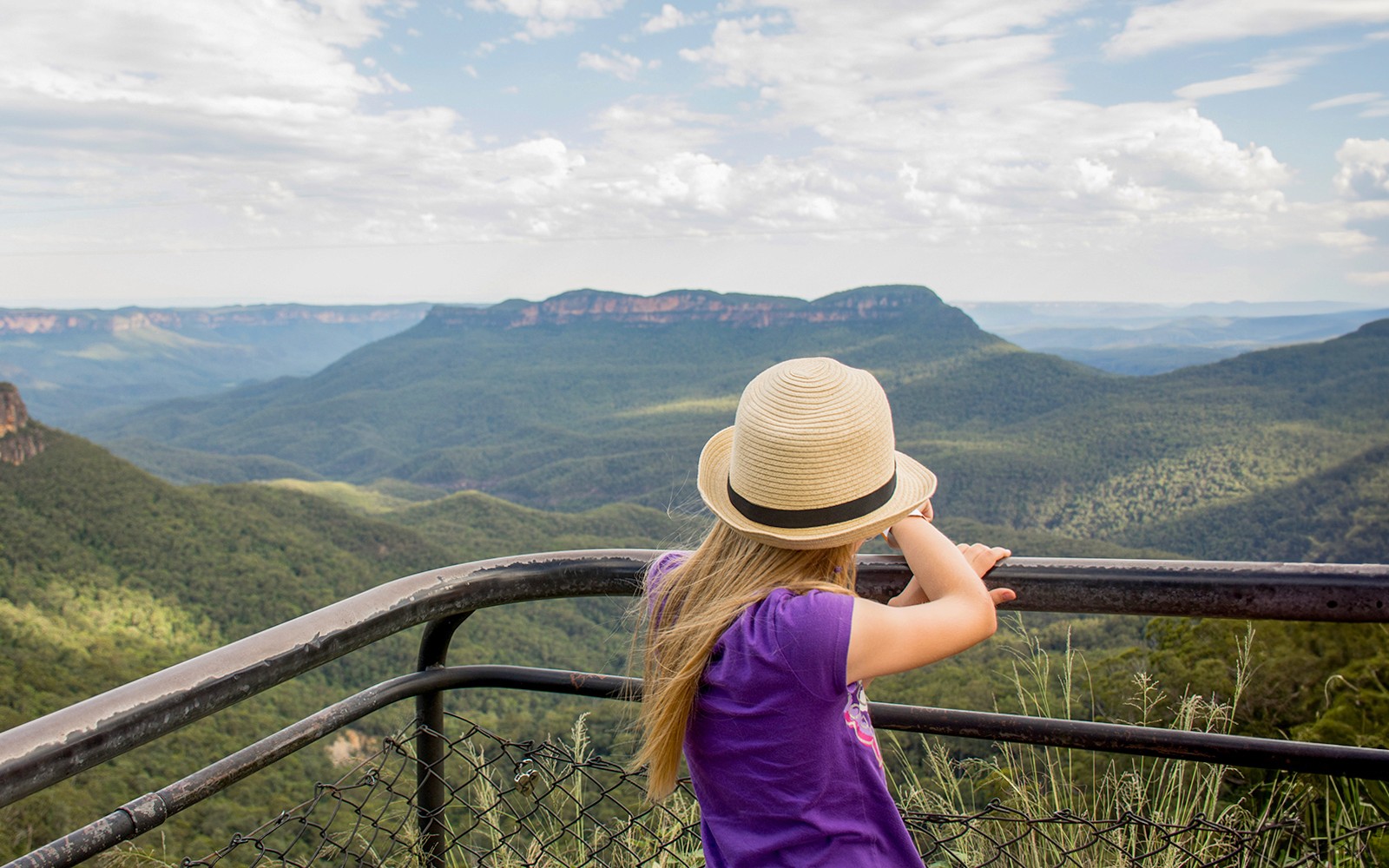 Blue Mountains Beat-the-Crowd Tour: Scenic World, Sydney Zoo & Harbour Ferry Return