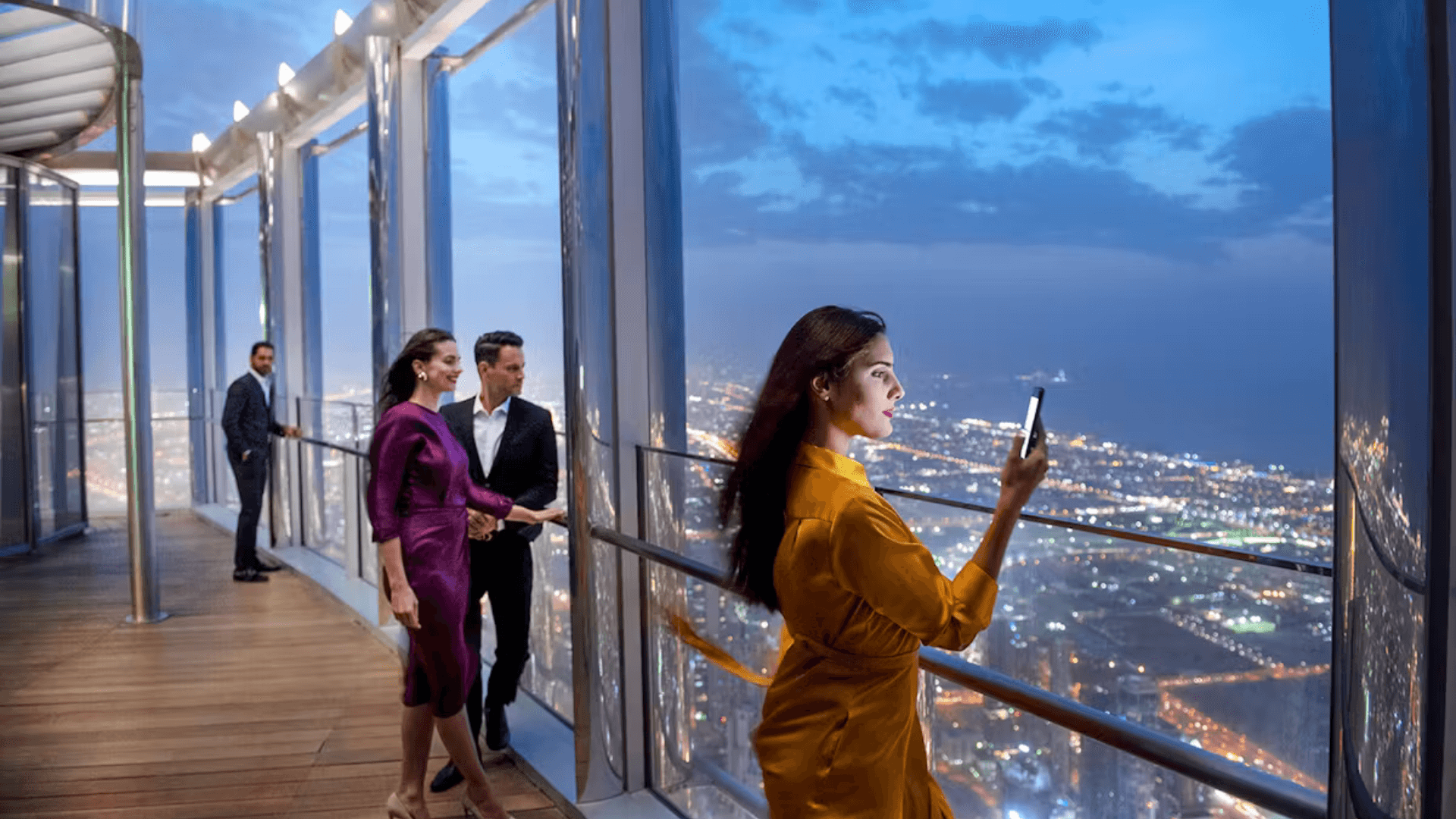 Burj Khalifa: The Lounge (levels 152, 153, and 154) with refreshments and terrace tour — gallery 2