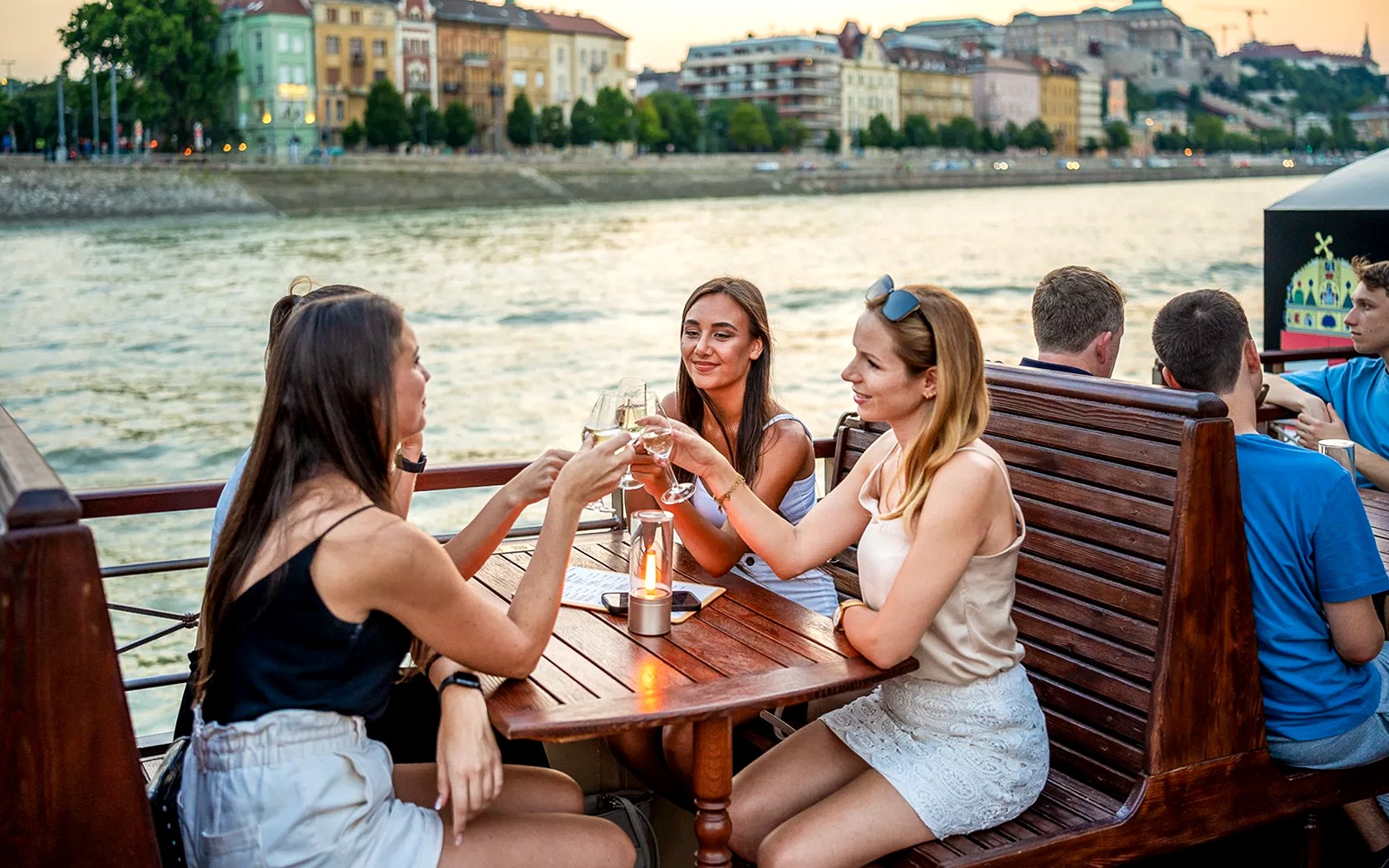 Budapest Danube River Cruise in a Historic Paddle Steamer — gallery 4