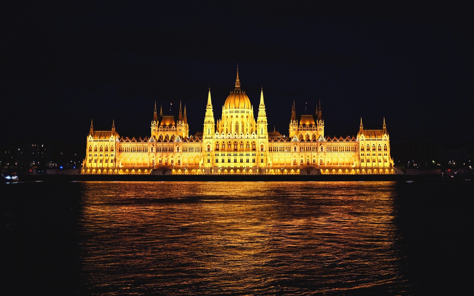 After-Dark Bucharest Sightseeing Tour — gallery 1