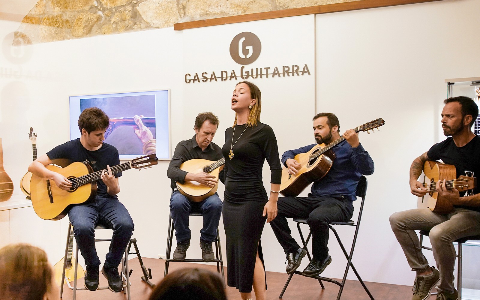 Tickets to Fado Show at Casa da Guitarra