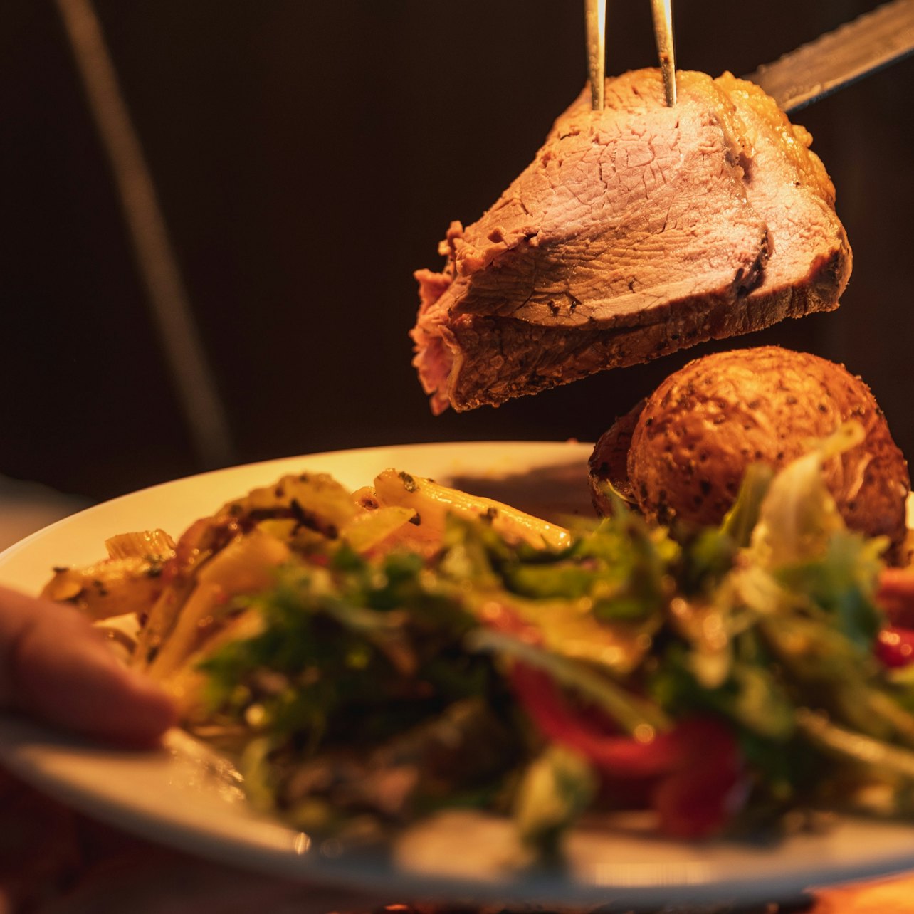 Vancouver: Festive Dinner Cruise + Live Music
