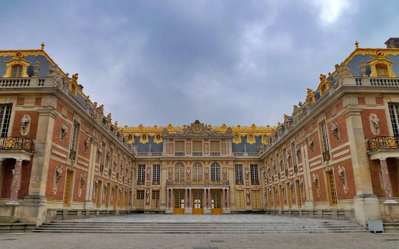 Palace of Versailles Reserved Access Ticket with Audio Guide