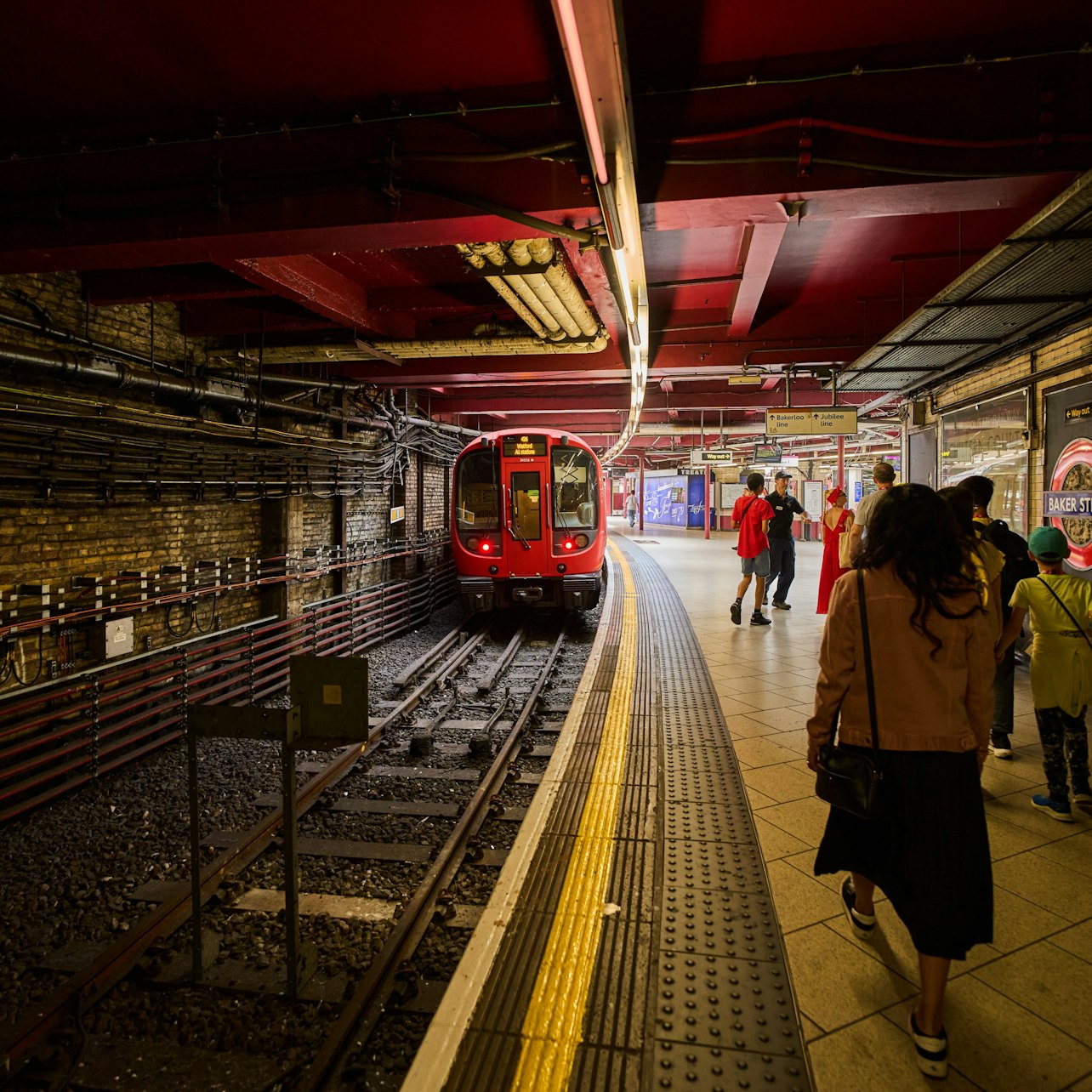 London Baker Street: Hidden Tube Station Tour visitor view at Hidden London Underground Tours
