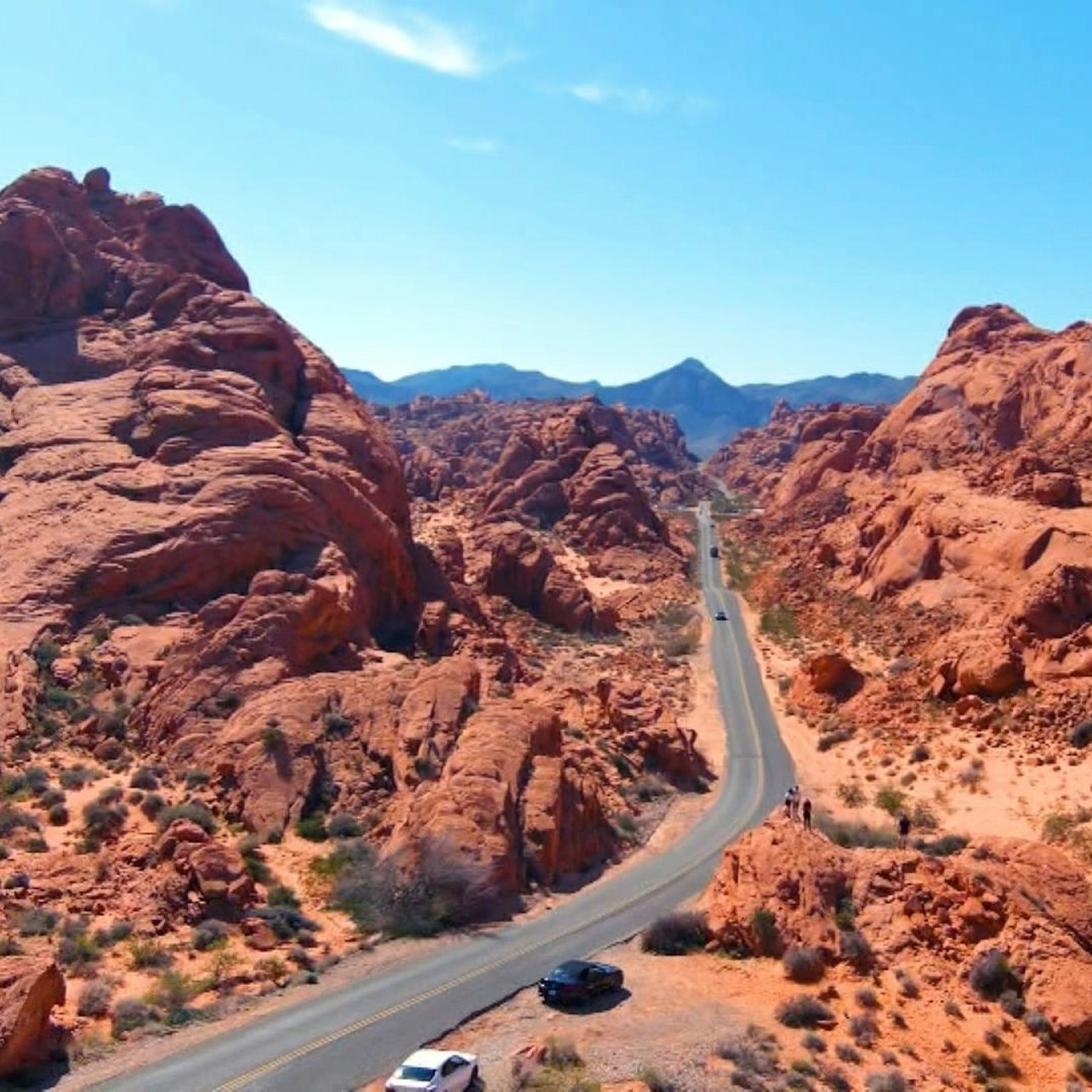 Valley of Fire & Seven Magic Mountains Tour — gallery view 3
